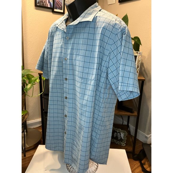 Van Heusen Men's Short Sleeve Classic Dress/Leisure wear Shirt XL Pre-Owned VF++ - Picture 2 of 5